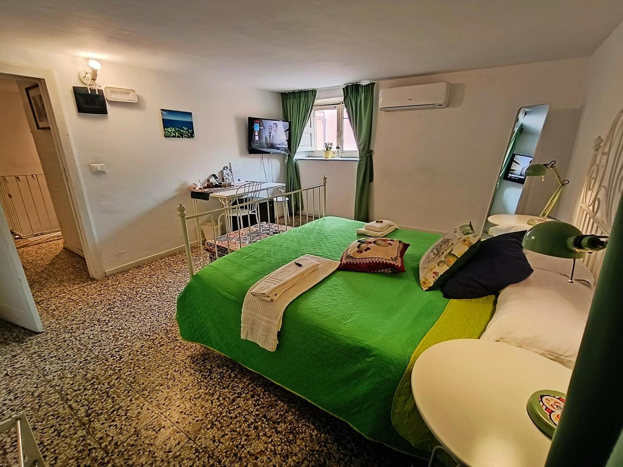 Perla Guest house 3*